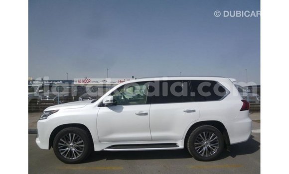Acheter Import Voiture Lexus LX Blanc à Import - Dubai, Diana Acheter Import Voiture Lexus LX Blanc à Import - Dubai, Diana