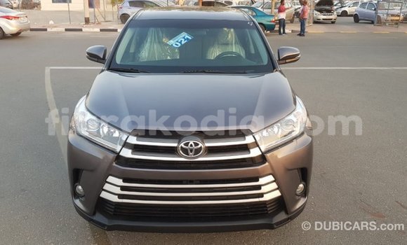 Hividy Toyota Highlander Hafa Car in Import - Dubai in Diana Hividy Toyota Highlander Hafa Car in Import - Dubai in Diana