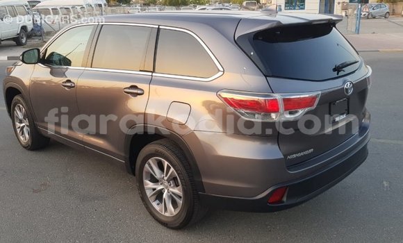 Hividy Toyota Highlander Hafa Car in Import - Dubai in Diana Hividy Toyota Highlander Hafa Car in Import - Dubai in Diana