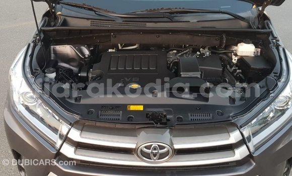Hividy Toyota Highlander Hafa Car in Import - Dubai in Diana Hividy Toyota Highlander Hafa Car in Import - Dubai in Diana