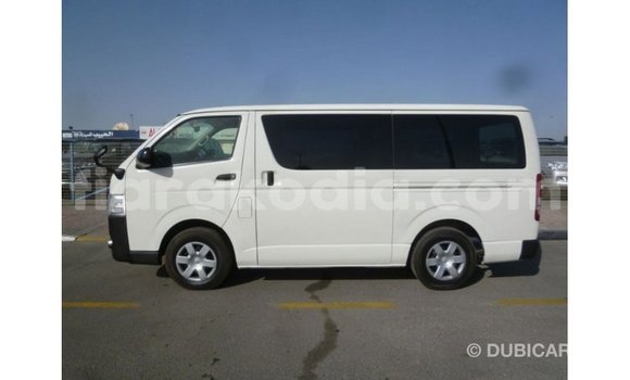 Hividy Toyota Hiace fotsy Car in Import - Dubai in Diana Hividy Toyota Hiace fotsy Car in Import - Dubai in Diana