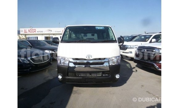 Acheter Import Voiture Toyota Hiace Blanc à Import - Dubai, Diana Acheter Import Voiture Toyota Hiace Blanc à Import - Dubai, Diana