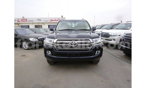 Acheter Import Voiture Toyota Land Cruiser Bleu à Import - Dubai, Diana Acheter Import Voiture Toyota Land Cruiser Bleu à Import - Dubai, Diana