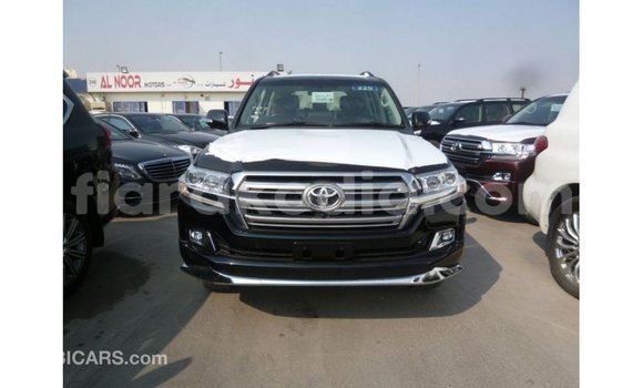 Acheter Import Voiture Toyota Land Cruiser Noir à Import - Dubai, Diana Acheter Import Voiture Toyota Land Cruiser Noir à Import - Dubai, Diana