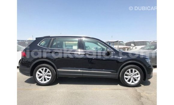 Acheter Import Voiture Volkswagen Tiguan Noir à Import - Dubai, Diana Acheter Import Voiture Volkswagen Tiguan Noir à Import - Dubai, Diana