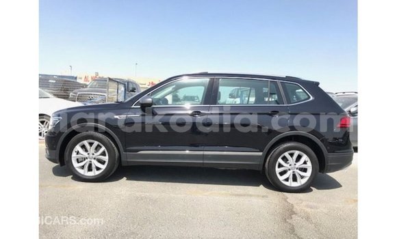 Acheter Import Voiture Volkswagen Tiguan Noir à Import - Dubai, Diana Acheter Import Voiture Volkswagen Tiguan Noir à Import - Dubai, Diana