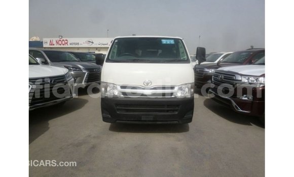 Acheter Import Voiture Toyota Hiace Blanc à Import - Dubai, Diana Acheter Import Voiture Toyota Hiace Blanc à Import - Dubai, Diana