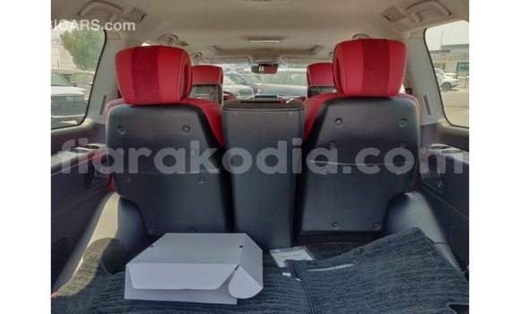 Acheter Import Voiture Toyota Land Cruiser Noir à Import - Dubai, Diana Acheter Import Voiture Toyota Land Cruiser Noir à Import - Dubai, Diana