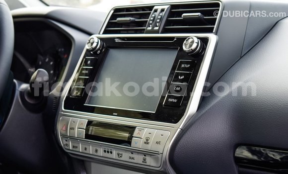 Acheter Import Voiture Toyota Prado Noir à Import - Dubai, Diana Acheter Import Voiture Toyota Prado Noir à Import - Dubai, Diana