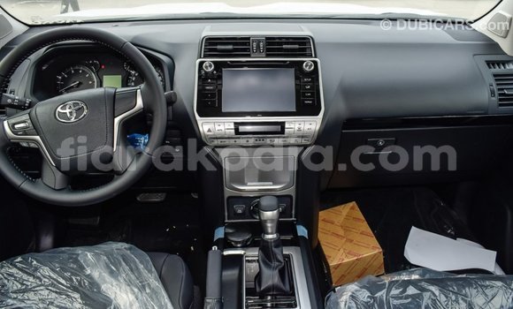 Acheter Import Voiture Toyota Prado Noir à Import - Dubai, Diana Acheter Import Voiture Toyota Prado Noir à Import - Dubai, Diana