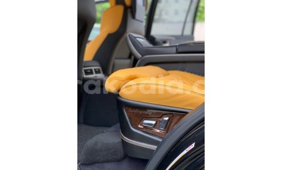 Acheter Import Voiture Lexus LX Noir à Import - Dubai, Diana Acheter Import Voiture Lexus LX Noir à Import - Dubai, Diana