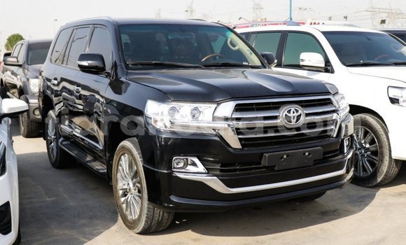 Acheter Import Voiture Toyota Land Cruiser Noir à Import - Dubai, Diana Acheter Import Voiture Toyota Land Cruiser Noir à Import - Dubai, Diana