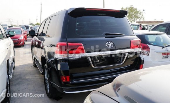 Acheter Import Voiture Toyota Land Cruiser Noir à Import - Dubai, Diana Acheter Import Voiture Toyota Land Cruiser Noir à Import - Dubai, Diana