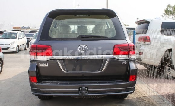 Hividy Toyota Land Cruiser Hafa Car in Import - Dubai in Diana Hividy Toyota Land Cruiser Hafa Car in Import - Dubai in Diana
