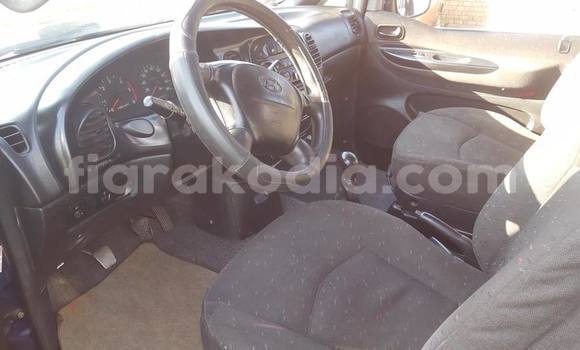 Hividy Hyundai Starex Blue Car in Andevoranto in Toamasina Hividy Hyundai Starex Blue Car in Andevoranto in Toamasina