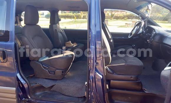 Hividy Hyundai Starex Blue Car in Andevoranto in Toamasina Hividy Hyundai Starex Blue Car in Andevoranto in Toamasina