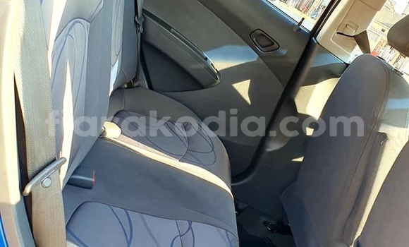 Hividy Chevrolet Spark Blue Car in Antananarivo in Analamanga Hividy Chevrolet Spark Blue Car in Antananarivo in Analamanga