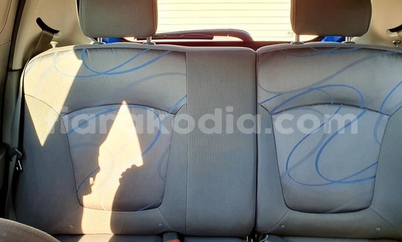 Hividy Chevrolet Spark Blue Car in Antananarivo in Analamanga Hividy Chevrolet Spark Blue Car in Antananarivo in Analamanga