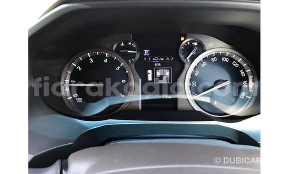 Acheter Import Voiture Toyota Prado Marron à Import - Dubai, Diana Acheter Import Voiture Toyota Prado Marron à Import - Dubai, Diana