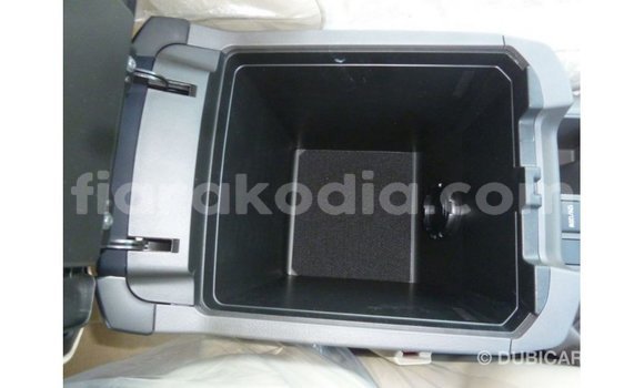 Acheter Import Voiture Toyota Prado Noir à Import - Dubai, Diana Acheter Import Voiture Toyota Prado Noir à Import - Dubai, Diana