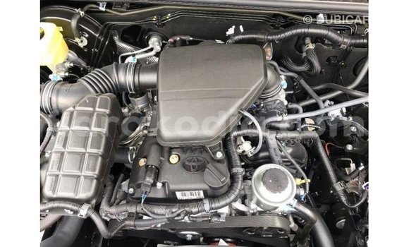 Acheter Import Voiture Toyota Prado Noir à Import - Dubai, Diana Acheter Import Voiture Toyota Prado Noir à Import - Dubai, Diana