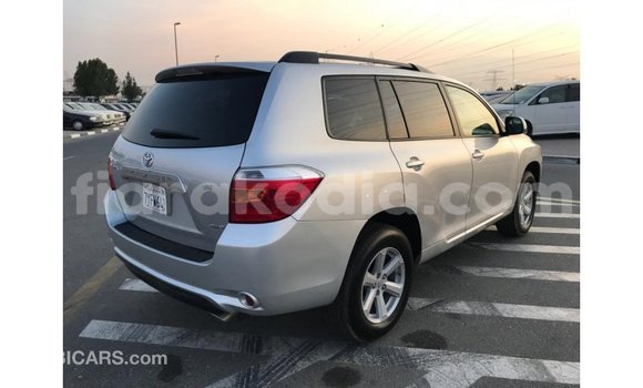 Hividy Toyota Highlander Hafa Car in Import - Dubai in Diana Hividy Toyota Highlander Hafa Car in Import - Dubai in Diana