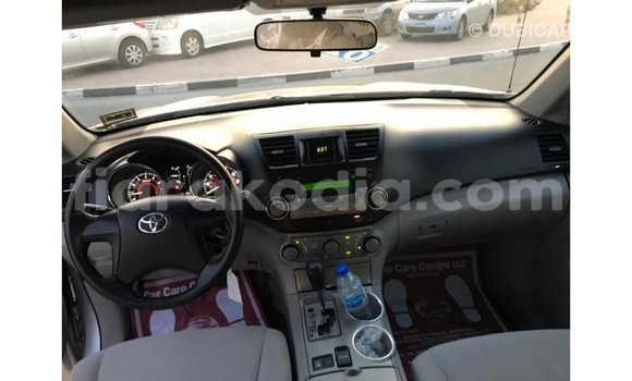 Hividy Toyota Highlander Hafa Car in Import - Dubai in Diana Hividy Toyota Highlander Hafa Car in Import - Dubai in Diana