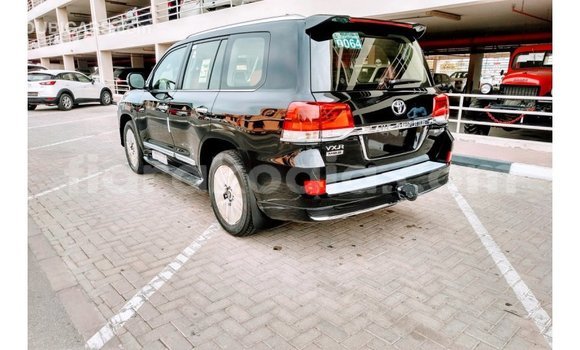 Acheter Import Voiture Toyota Land Cruiser Noir à Import - Dubai, Diana Acheter Import Voiture Toyota Land Cruiser Noir à Import - Dubai, Diana