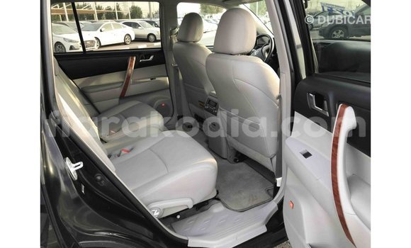 Hividy Toyota Highlander Black Car in Import - Dubai in Diana Hividy Toyota Highlander Black Car in Import - Dubai in Diana