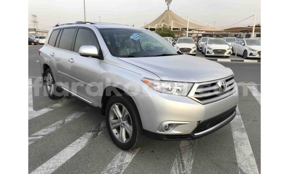 Hividy Toyota Highlander Hafa Car in Import - Dubai in Diana Hividy Toyota Highlander Hafa Car in Import - Dubai in Diana