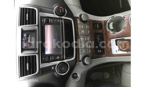 Hividy Toyota Highlander Hafa Car in Import - Dubai in Diana Hividy Toyota Highlander Hafa Car in Import - Dubai in Diana