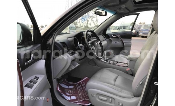 Hividy Toyota Highlander Black Car in Import - Dubai in Diana Hividy Toyota Highlander Black Car in Import - Dubai in Diana