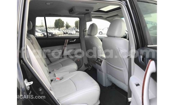 Hividy Toyota Highlander Black Car in Import - Dubai in Diana Hividy Toyota Highlander Black Car in Import - Dubai in Diana