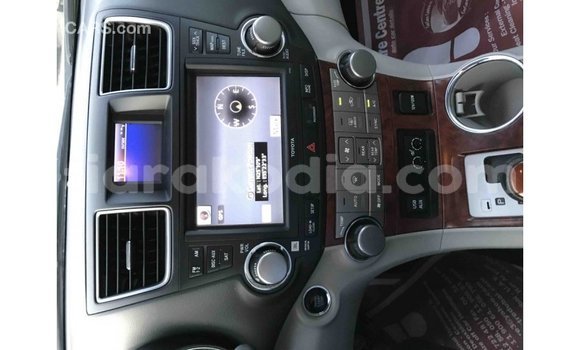 Hividy Toyota Highlander Black Car in Import - Dubai in Diana Hividy Toyota Highlander Black Car in Import - Dubai in Diana