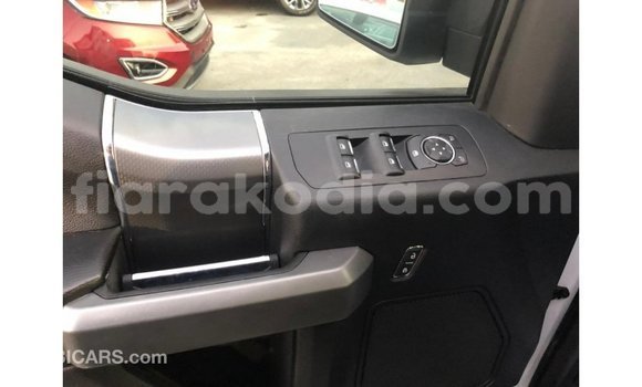 Hividy Ford V8 fotsy Car in Import - Dubai in Diana Hividy Ford V8 fotsy Car in Import - Dubai in Diana