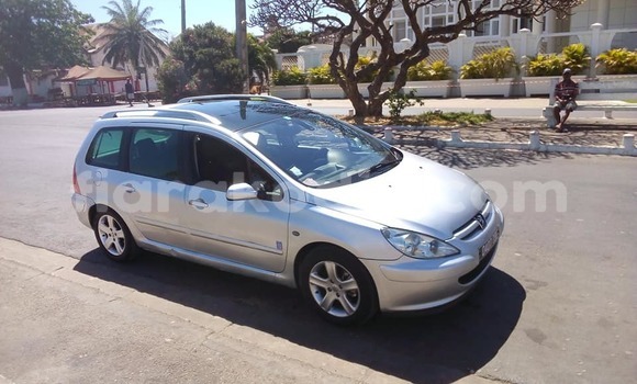 Acheter Occasion Voiture Peugeot 307 Gris à Antananarivo, Analamanga Acheter Occasion Voiture Peugeot 307 Gris à Antananarivo, Analamanga