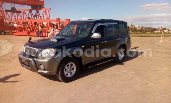 Acheter Occasion Voiture Hyundai Terracan Noir à Antananarivo, Analamanga Acheter Occasion Voiture Hyundai Terracan Noir à Antananarivo, Analamanga