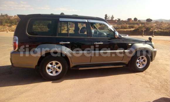 Acheter Occasion Voiture Hyundai Terracan Noir à Antananarivo, Analamanga Acheter Occasion Voiture Hyundai Terracan Noir à Antananarivo, Analamanga