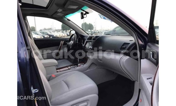 Hividy Toyota Highlander Blue Car in Import - Dubai in Diana Hividy Toyota Highlander Blue Car in Import - Dubai in Diana