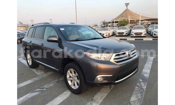 Acheter Import Voiture Toyota Highlander Autre à Import - Dubai, Diana Acheter Import Voiture Toyota Highlander Autre à Import - Dubai, Diana