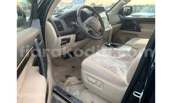 Hividy Toyota Land Cruiser Black Car in Import - Dubai in Diana Hividy Toyota Land Cruiser Black Car in Import - Dubai in Diana