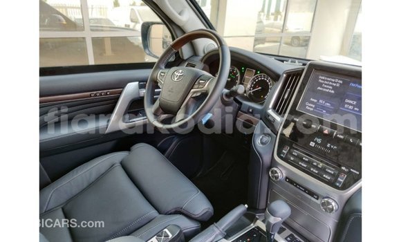 Hividy Toyota Land Cruiser Black Car in Import - Dubai in Diana Hividy Toyota Land Cruiser Black Car in Import - Dubai in Diana
