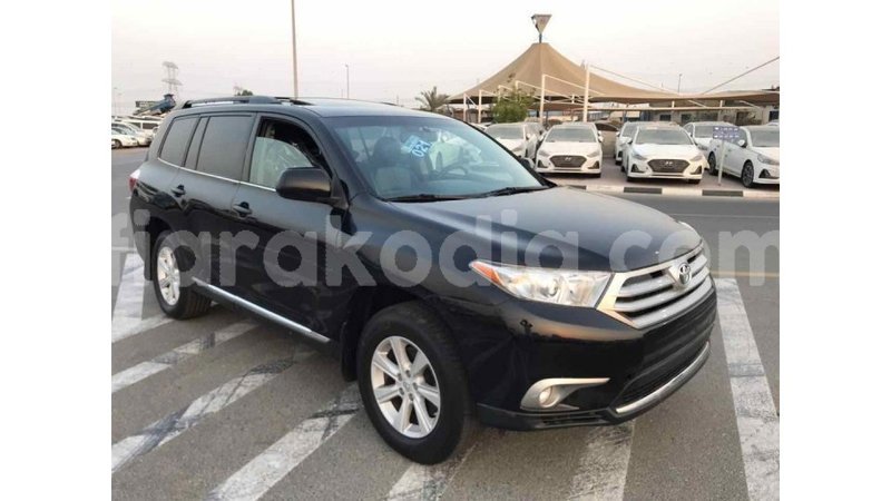 Big with watermark toyota highlander diana import dubai 4036