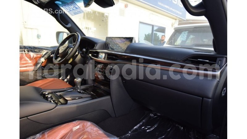 Big with watermark lexus lx diana import dubai 4038