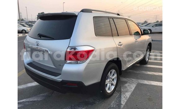 Acheter Import Voiture Toyota Highlander Autre à Import - Dubai, Diana Acheter Import Voiture Toyota Highlander Autre à Import - Dubai, Diana