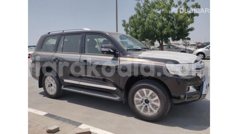 Big with watermark toyota land cruiser diana import dubai 4069