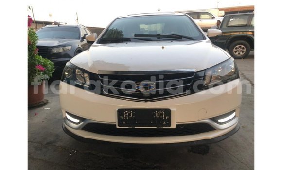Acheter Import Voiture Geely Emgrand 7 Blanc à Import - Dubai, Diana