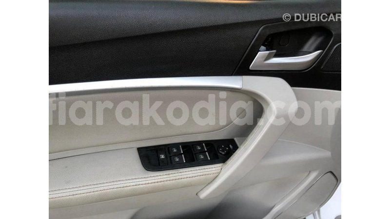 Big with watermark geely emgrand 7 diana import dubai 4071