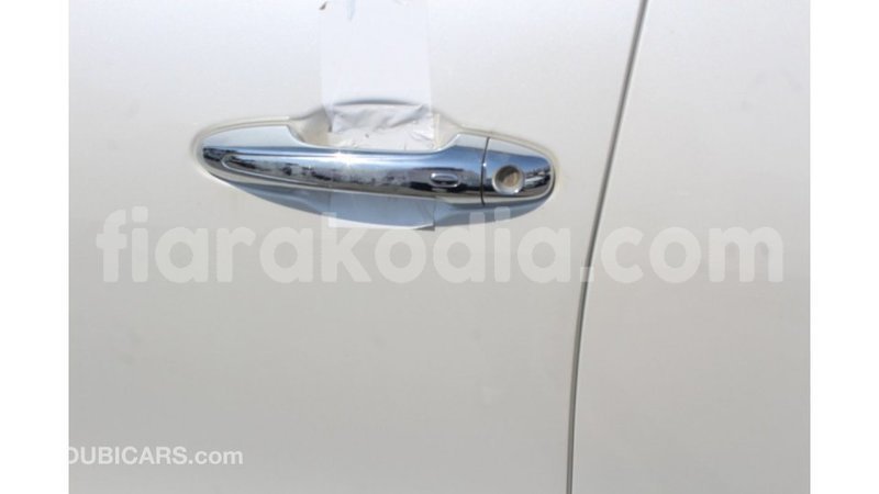 Big with watermark toyota hilux diana import dubai 4080