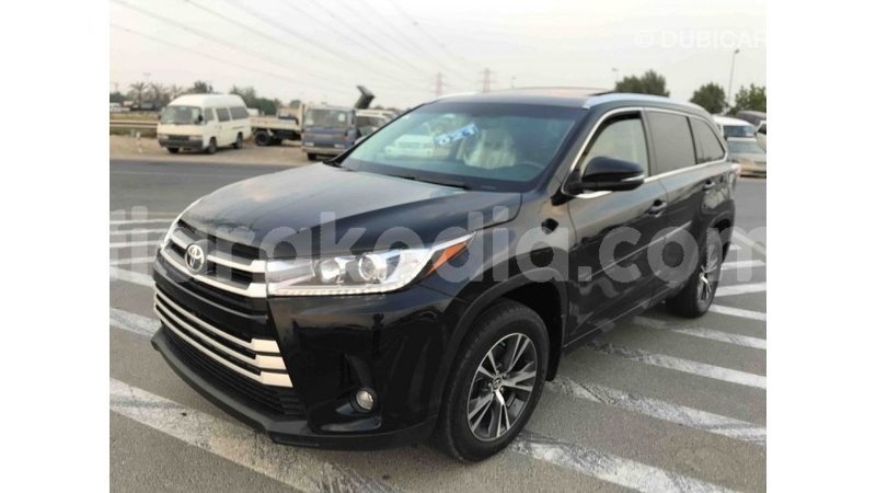 Big with watermark toyota highlander diana import dubai 4081